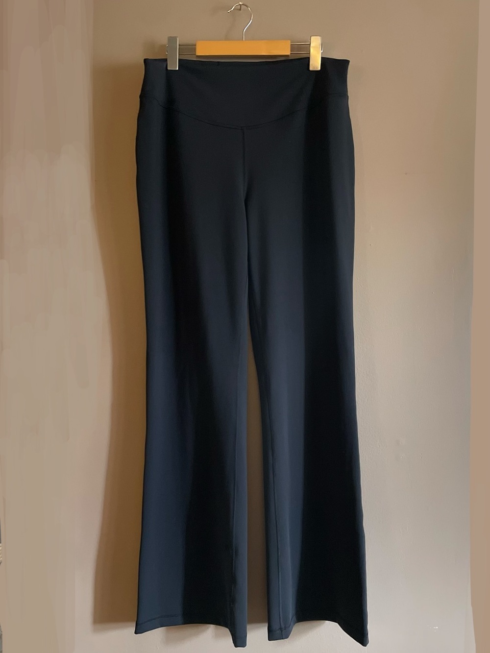 lululemon athletica Black Flare Yoga Pants Size 14 34" Length EUC - Almost New